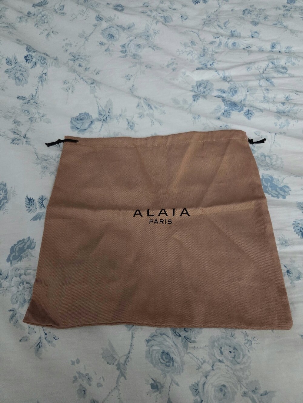 Alaïa Medium Dust Bag